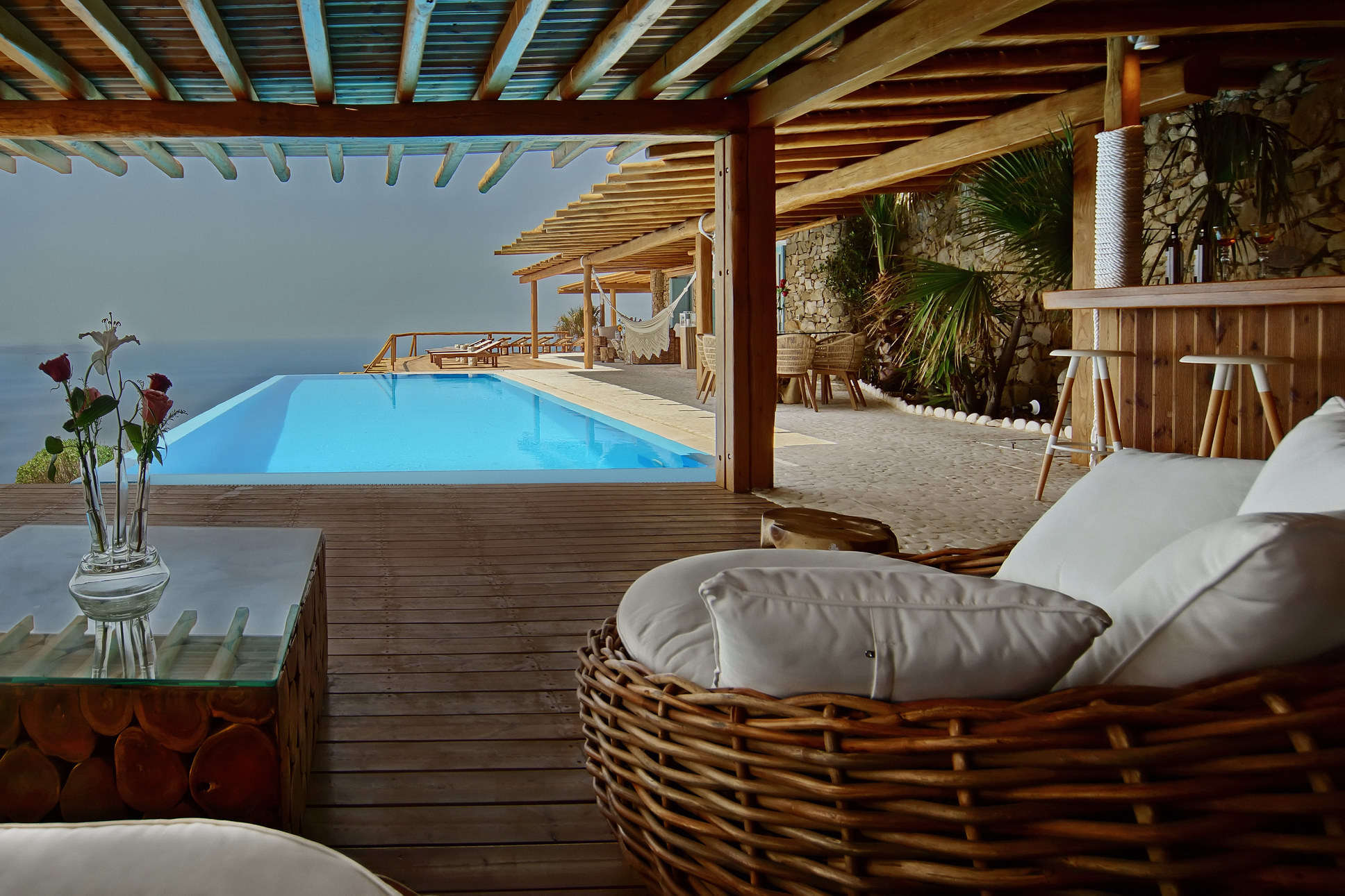 mykonosvillas july32 july 32 mykonos villas βίλα μύκονος private jet private helicopter yatchs yatch netwise luxury premium platinum villas and more