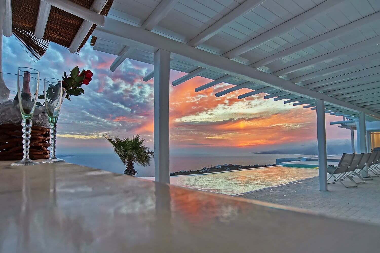 mykonosvillas july32 july 32 mykonos villas βίλα μύκονος private jet private helicopter yatchs yatch netwise luxury premium platinum villas and more