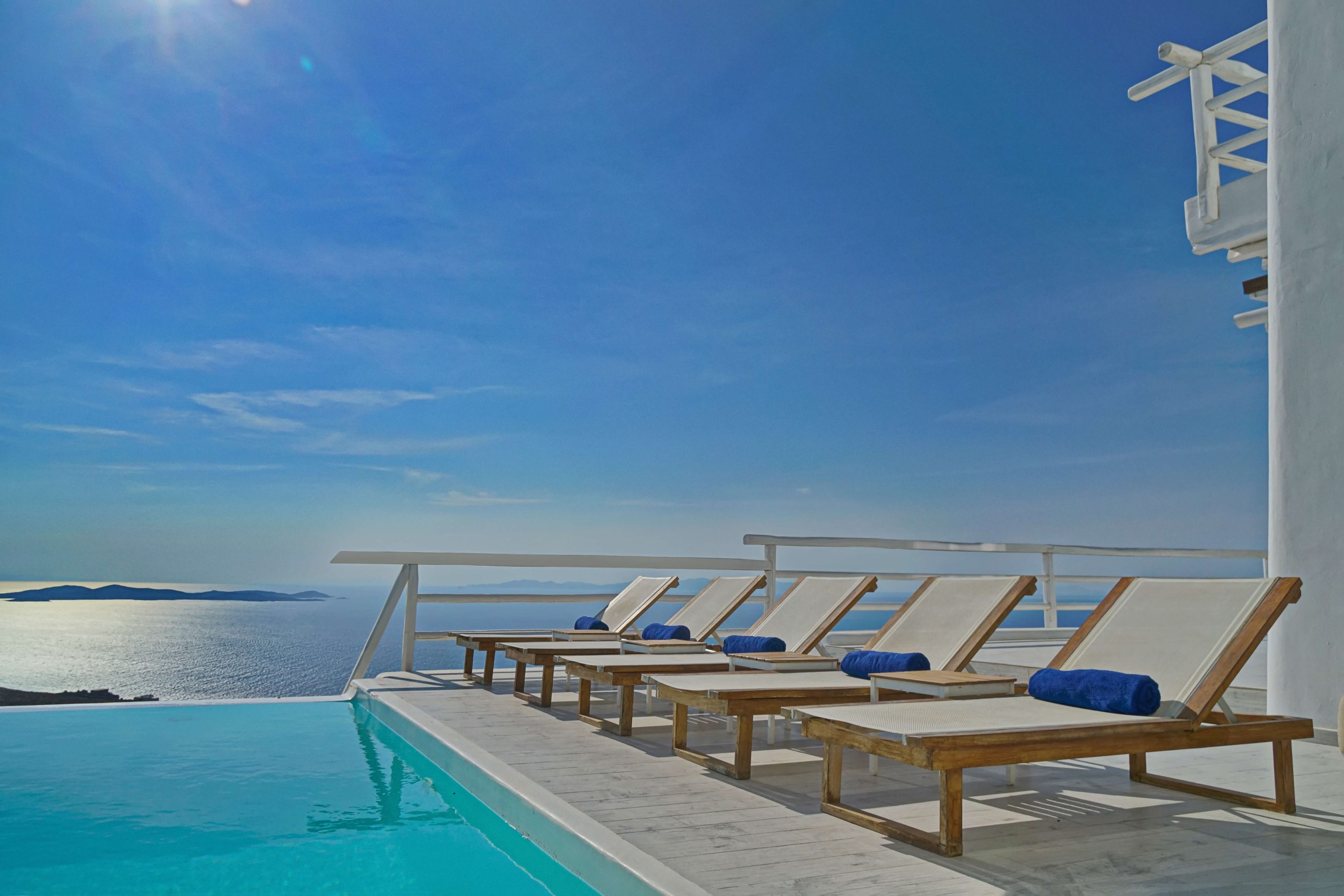 mykonosvillas july32 july 32 mykonos villas βίλα μύκονος private jet private helicopter yatchs yatch netwise luxury premium platinum villas and more