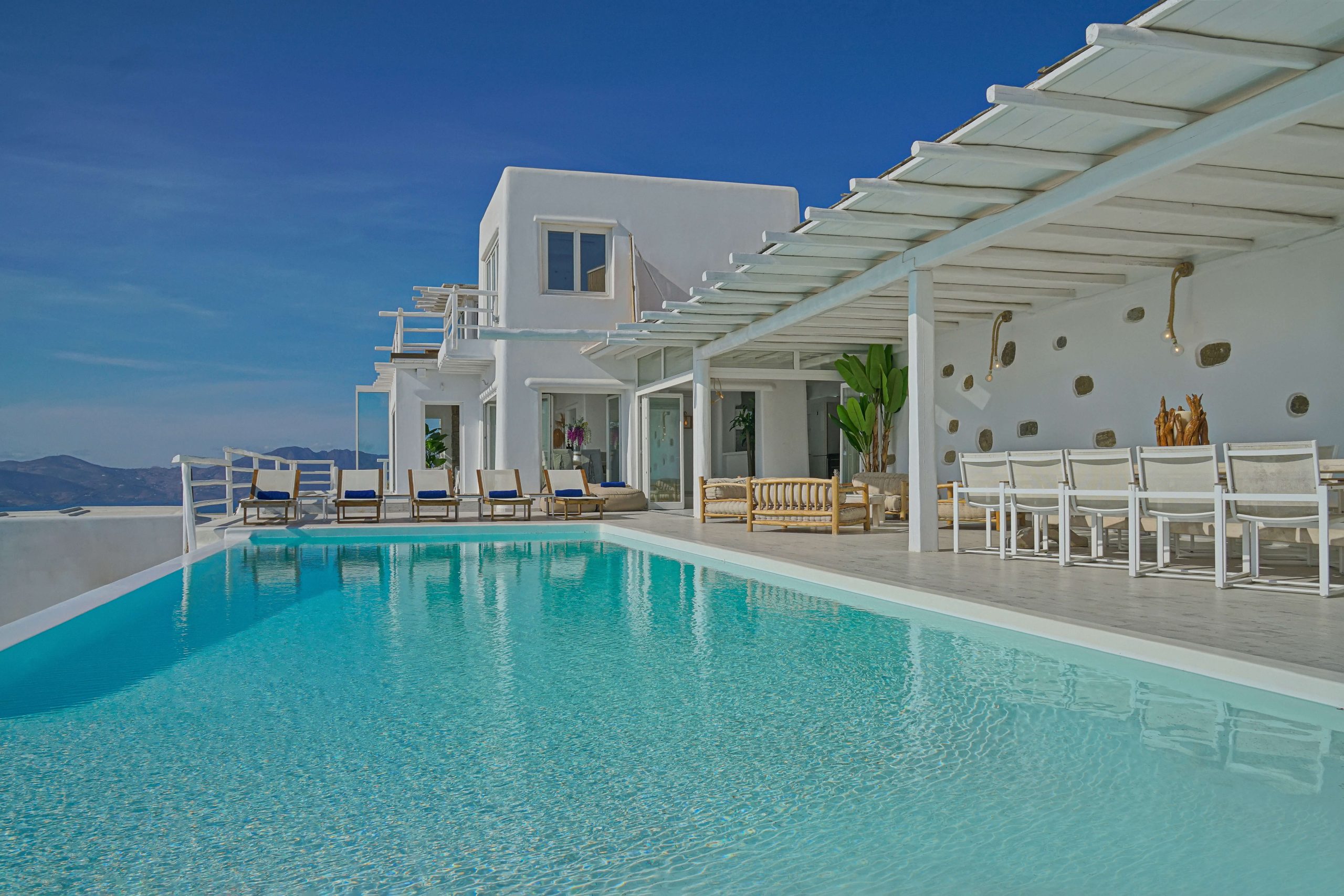 mykonosvillas july32 july 32 mykonos villas βίλα μύκονος private jet private helicopter yatchs yatch netwise luxury premium platinum villas and more