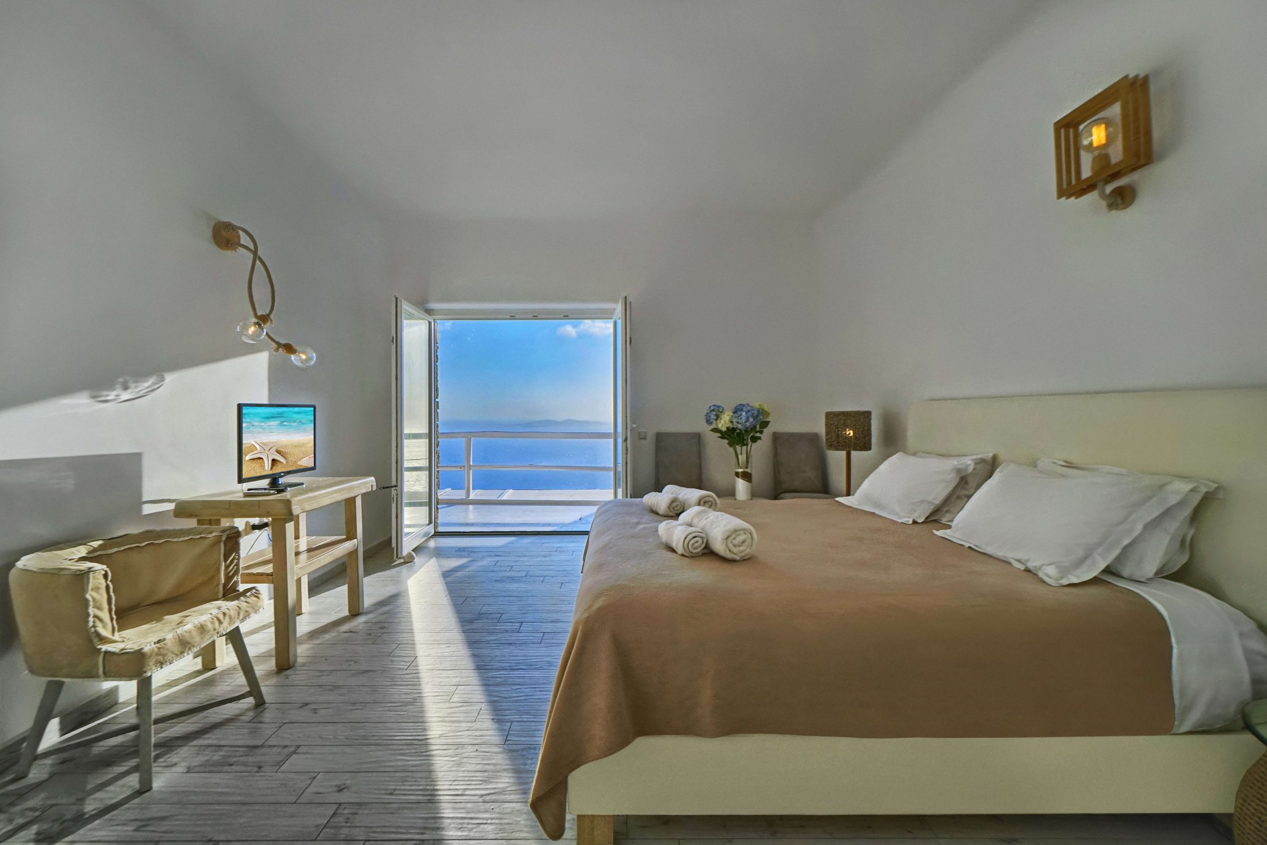 mykonosvillas july32 july 32 mykonos villas βίλα μύκονος private jet private helicopter yatchs yatch netwise luxury premium platinum villas and more