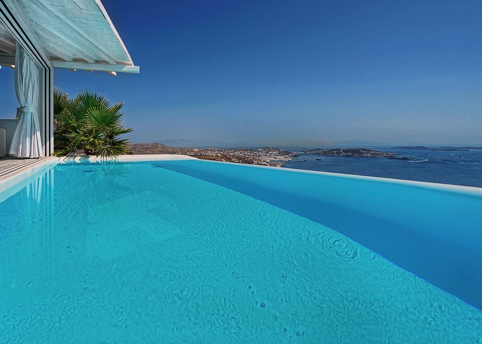 mykonosvillas july32 july 32 mykonos villas βίλα μύκονος private jet private helicopter yatchs yatch netwise luxury premium platinum villas and more