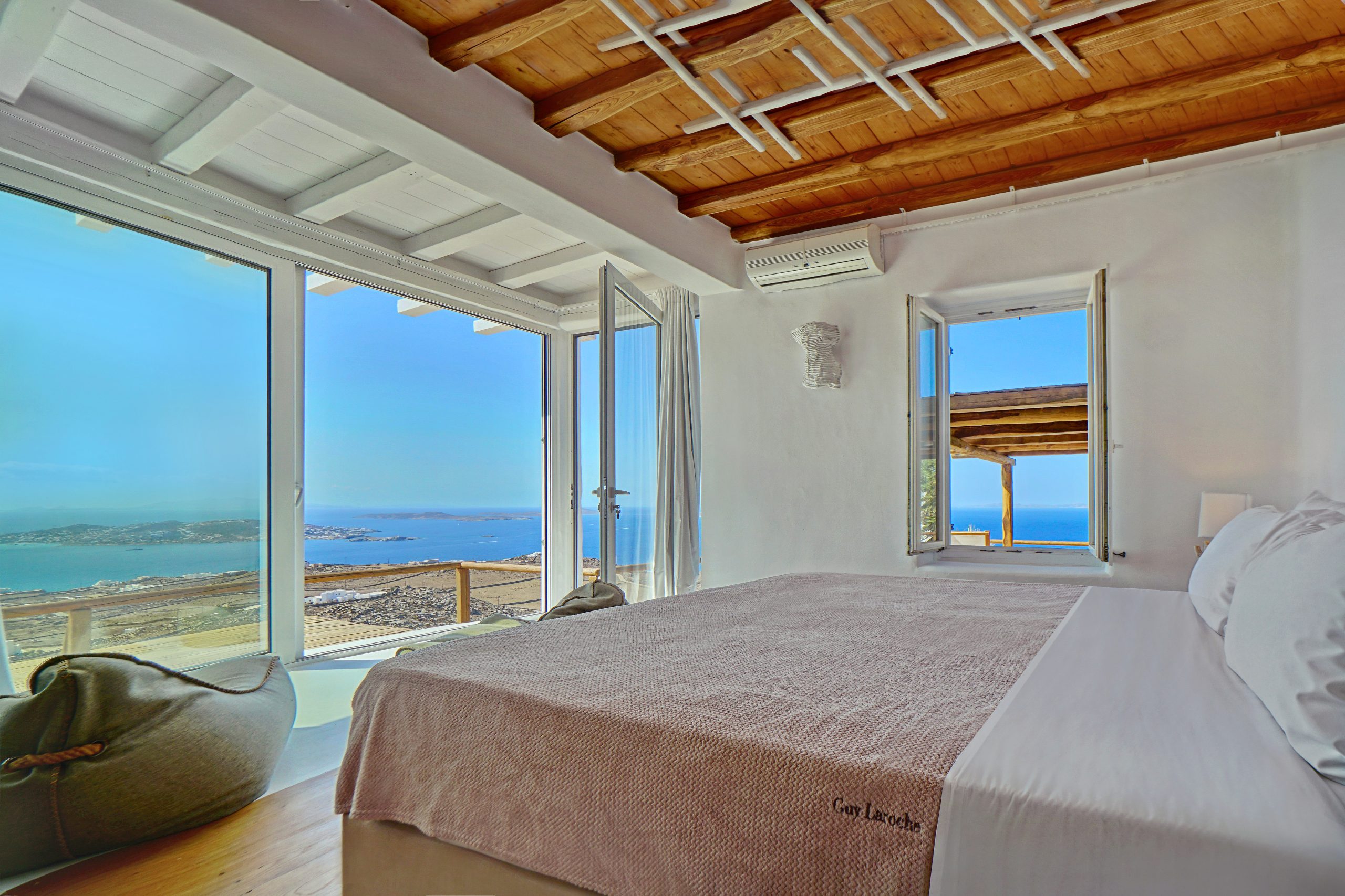 mykonosvillas july32 july 32 mykonos villas βίλα μύκονος private jet private helicopter yatchs yatch netwise luxury premium platinum villas and more