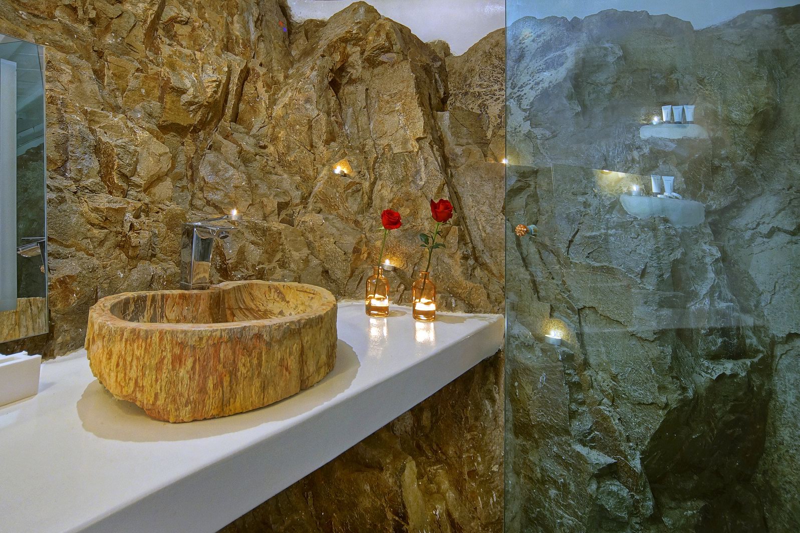 mykonosvillas july32 july 32 mykonos villas βίλα μύκονος private jet private helicopter yatchs yatch netwise luxury premium platinum villas and more