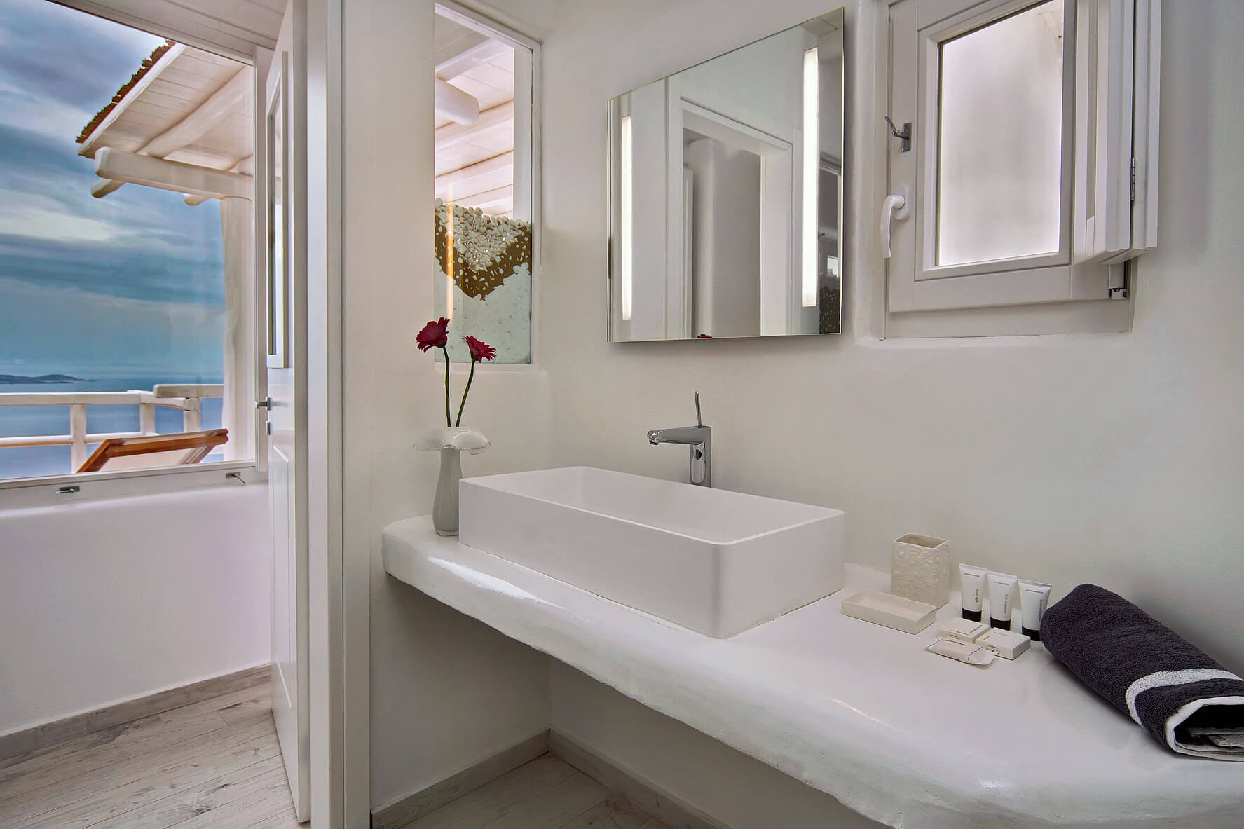 mykonosvillas july32 july 32 mykonos villas βίλα μύκονος private jet private helicopter yatchs yatch netwise luxury premium platinum villas and more