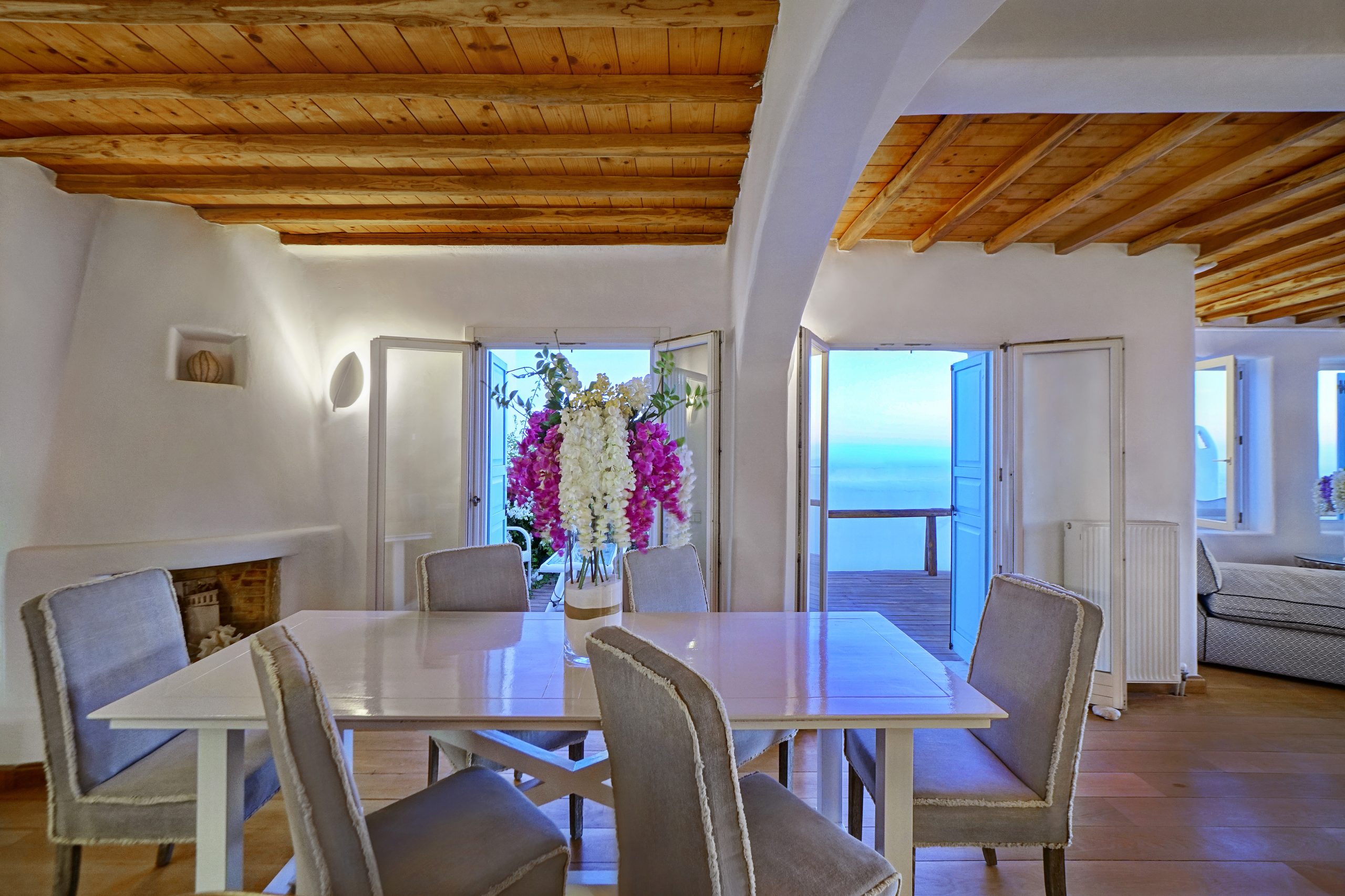 mykonosvillas july32 july 32 mykonos villas βίλα μύκονος private jet private helicopter yatchs yatch netwise luxury premium platinum villas and more