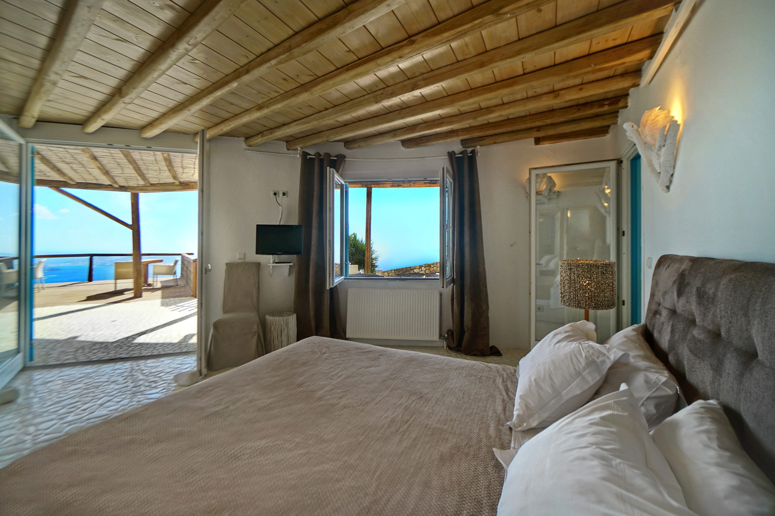 mykonosvillas july32 july 32 mykonos villas βίλα μύκονος private jet private helicopter yatchs yatch netwise luxury premium platinum villas and more