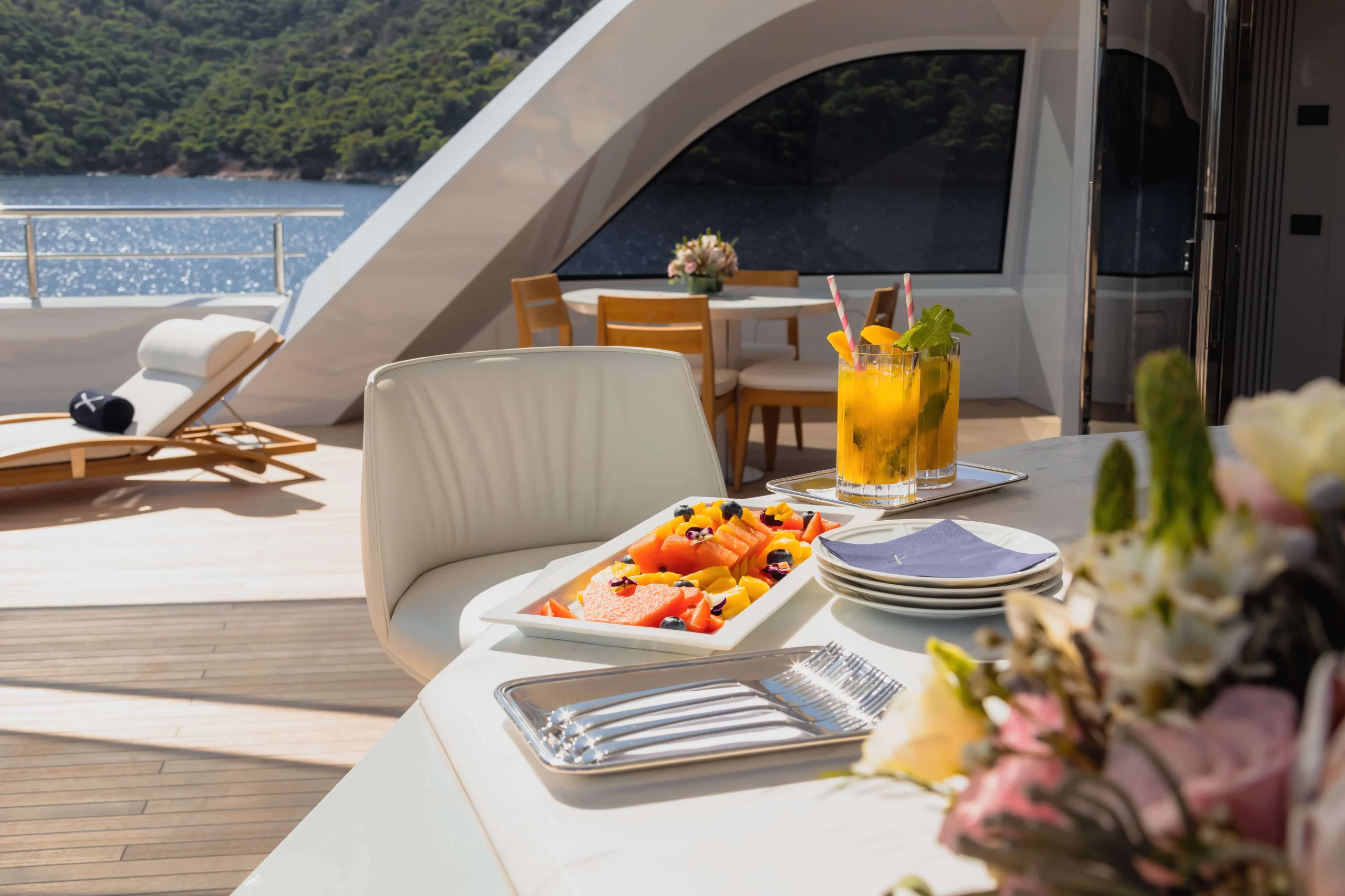 mykonosvillas july32 july 32 mykonos villas βίλα μύκονος private jet private helicopter yatchs yatch netwise luxury premium platinum villas and more