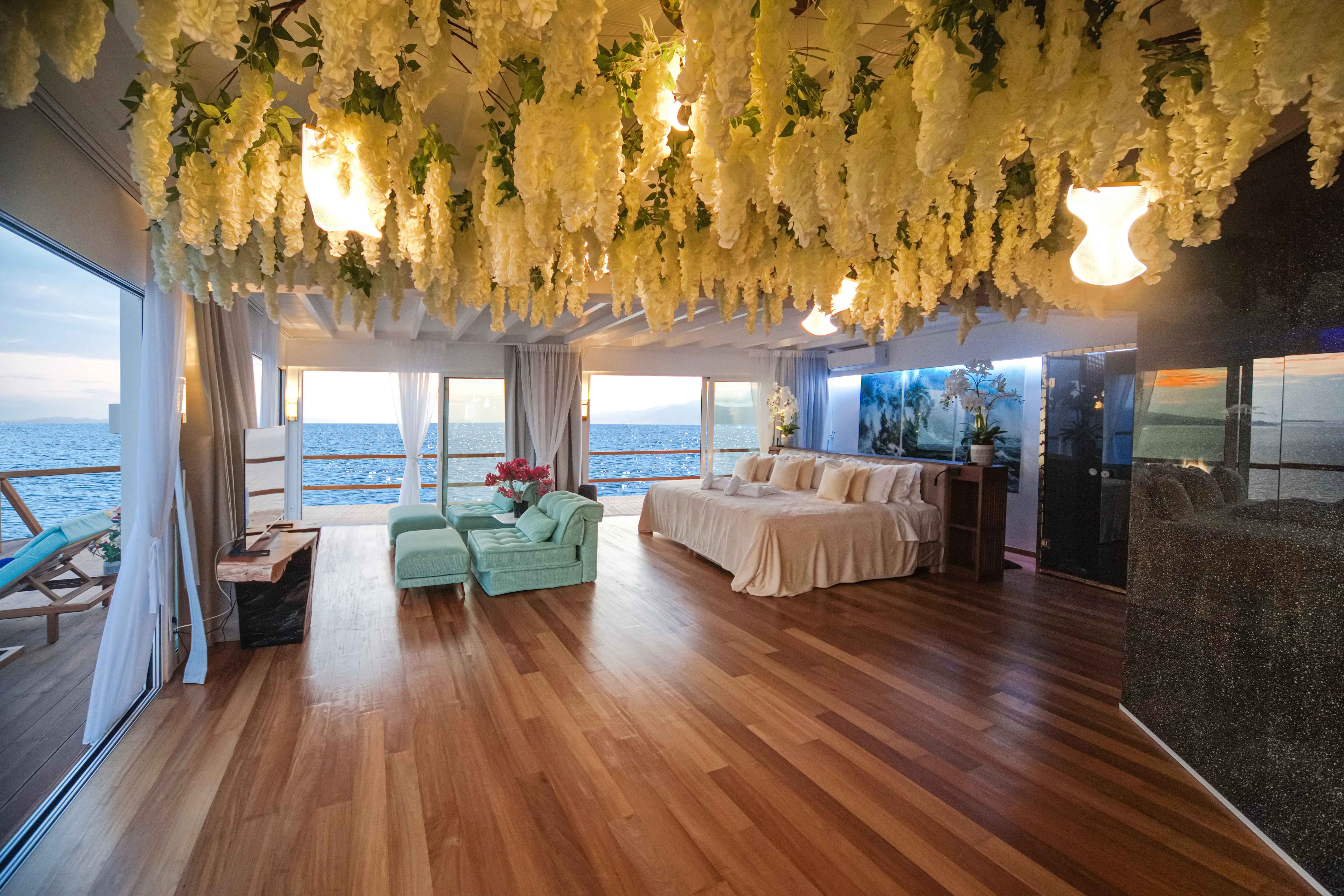 mykonosvillas july32 july 32 mykonos villas βίλα μύκονος private jet private helicopter yatchs yatch netwise luxury premium platinum villas and more