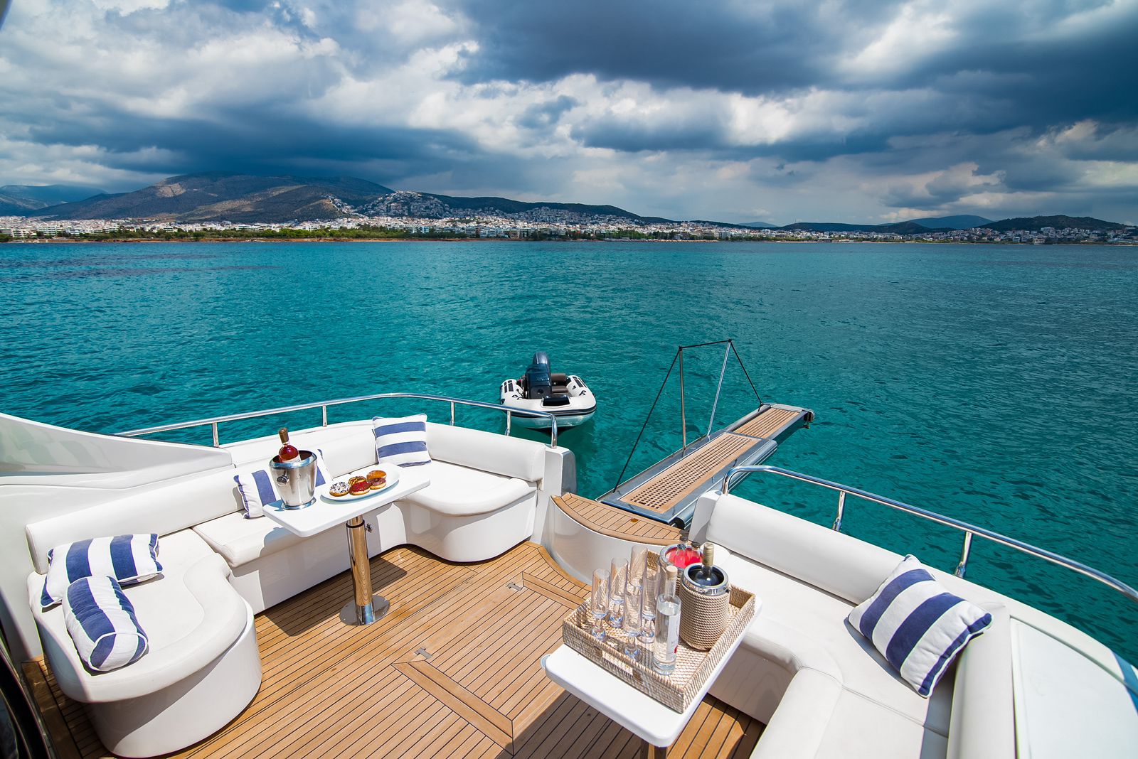 mykonosvillas july32 july 32 mykonos villas βίλα μύκονος private jet private helicopter yatchs yatch netwise luxury premium platinum villas and more