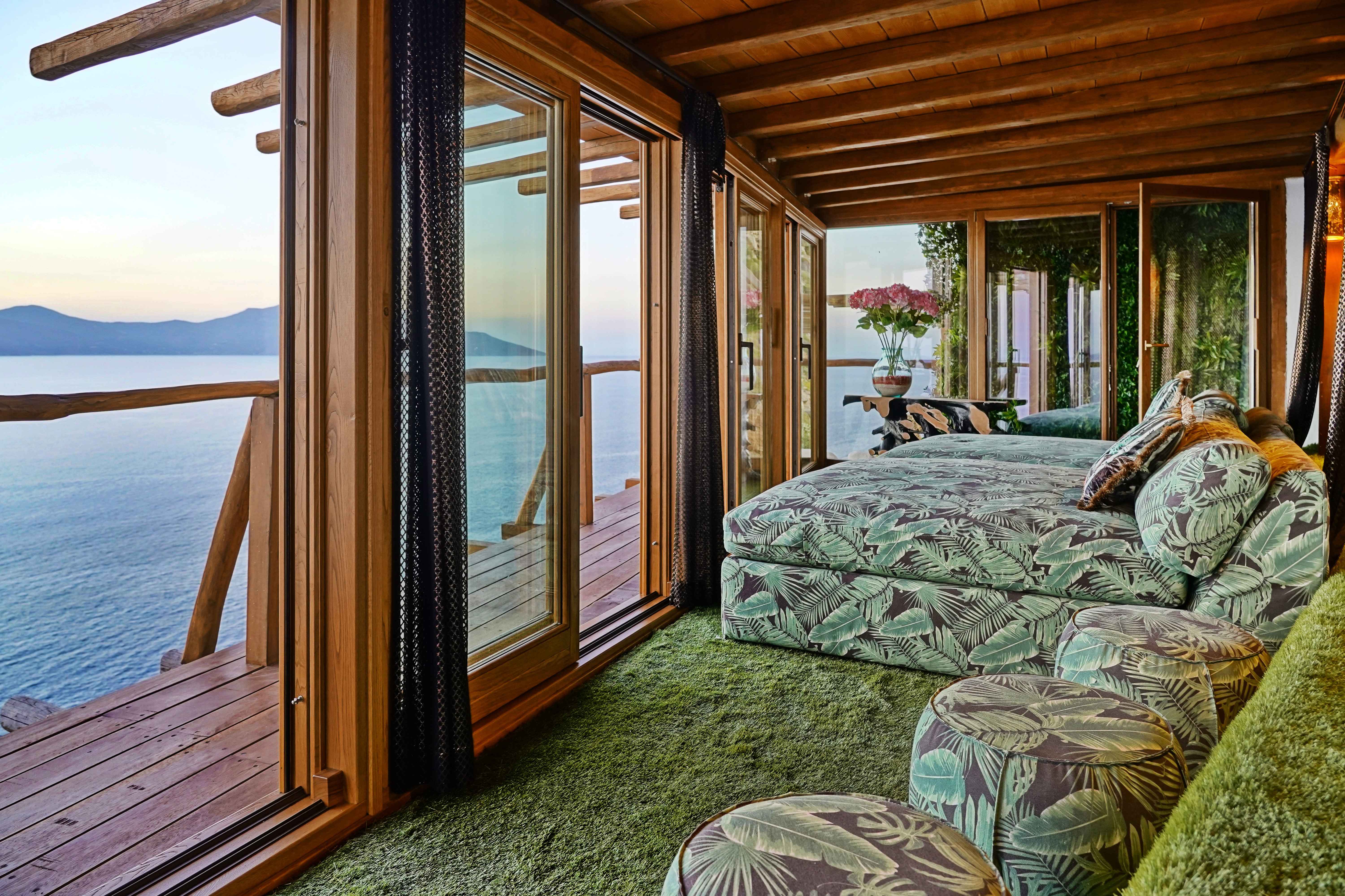 mykonosvillas july32 july 32 mykonos villas βίλα μύκονος private jet private helicopter yatchs yatch netwise luxury premium platinum villas and more