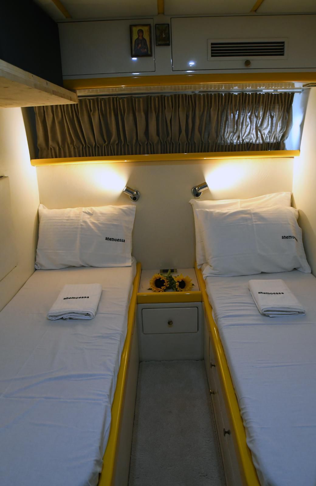 mykonosvillas july32 july 32 mykonos villas βίλα μύκονος private jet private helicopter yatchs yatch netwise luxury premium platinum villas and more