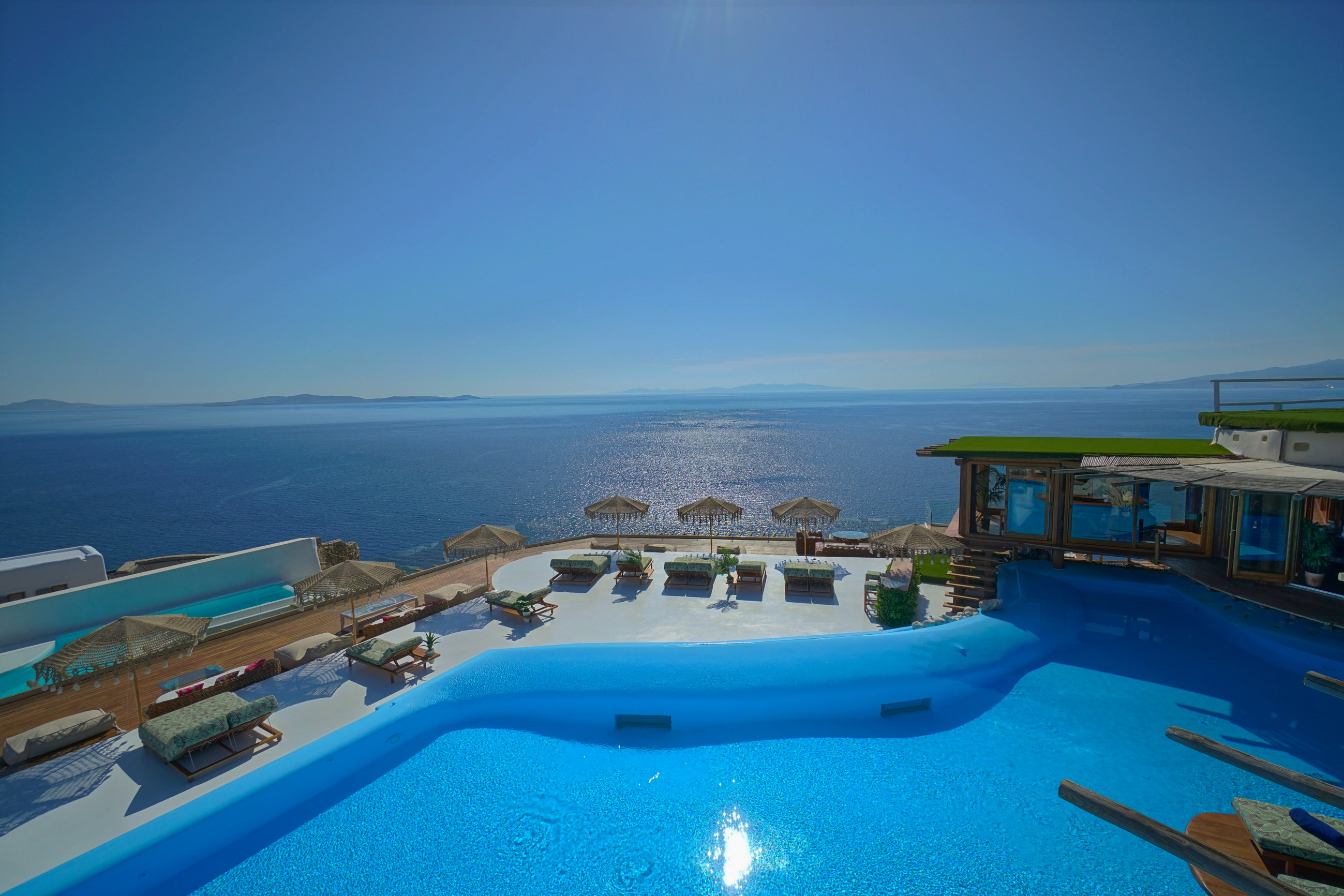 mykonosvillas july32 july 32 mykonos villas βίλα μύκονος private jet private helicopter yatchs yatch netwise luxury premium platinum villas and more