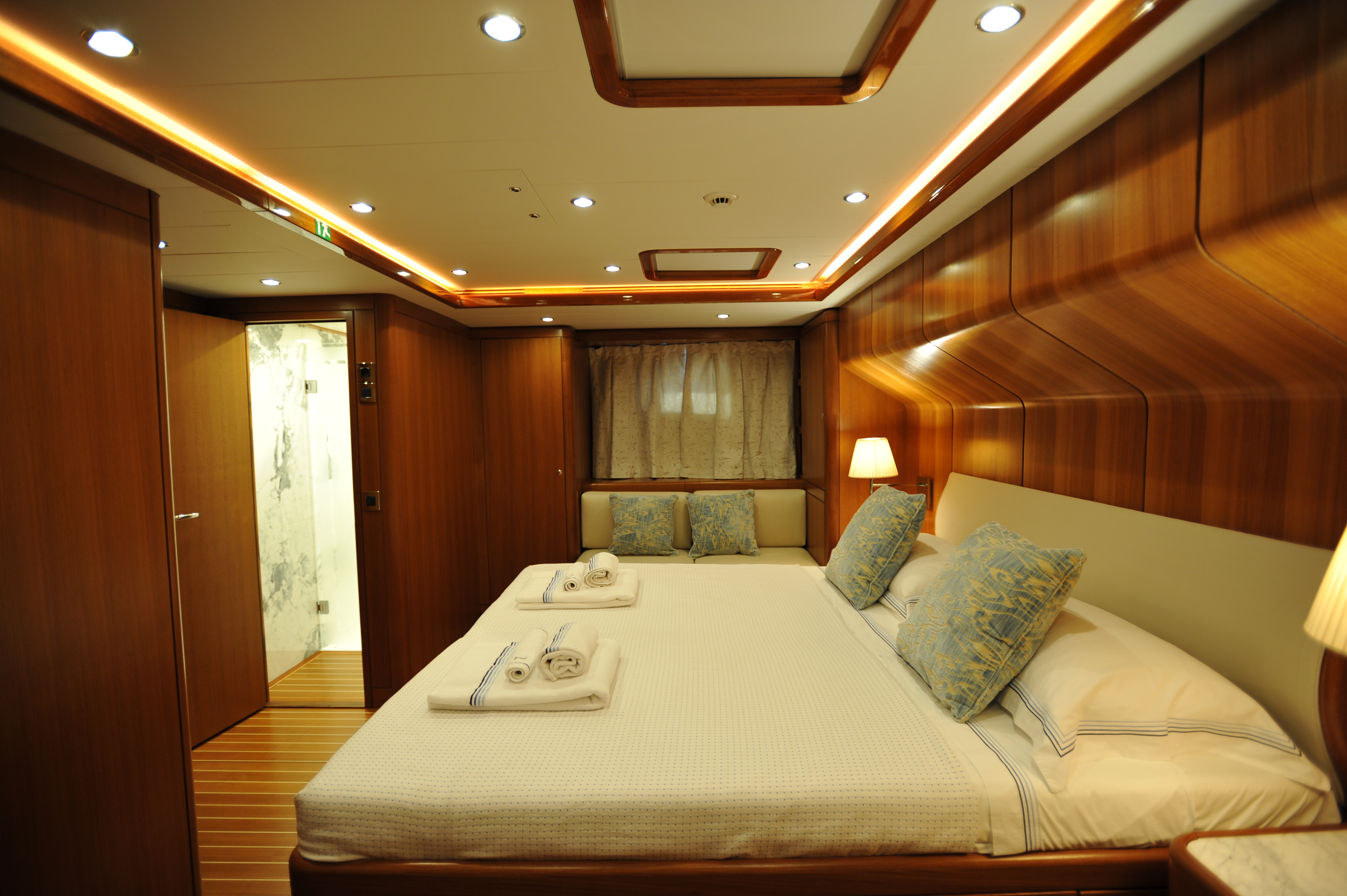 mykonosvillas july32 july 32 mykonos villas βίλα μύκονος private jet private helicopter yatchs yatch netwise luxury premium platinum villas and more