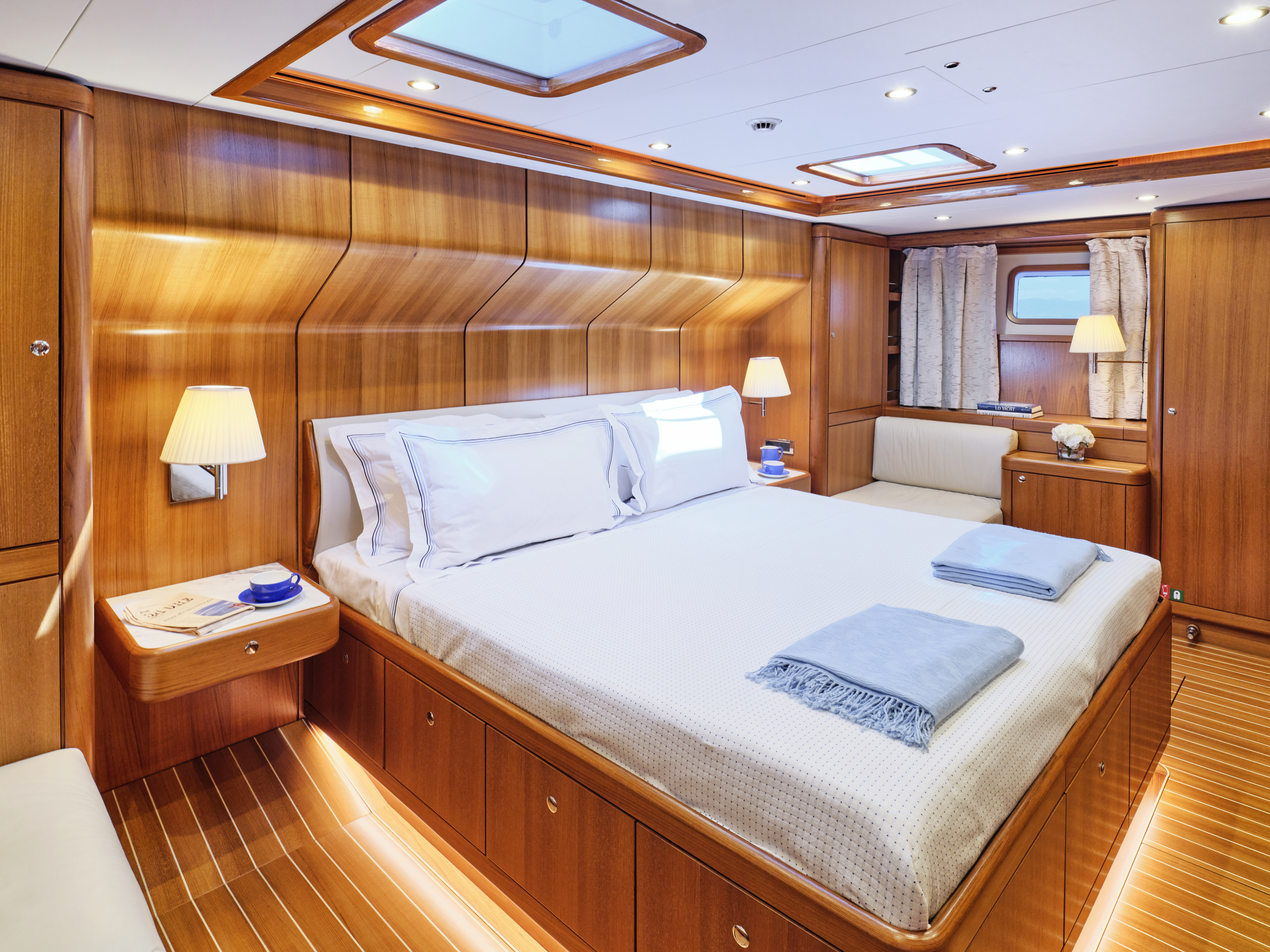 mykonosvillas july32 july 32 mykonos villas βίλα μύκονος private jet private helicopter yatchs yatch netwise luxury premium platinum villas and more