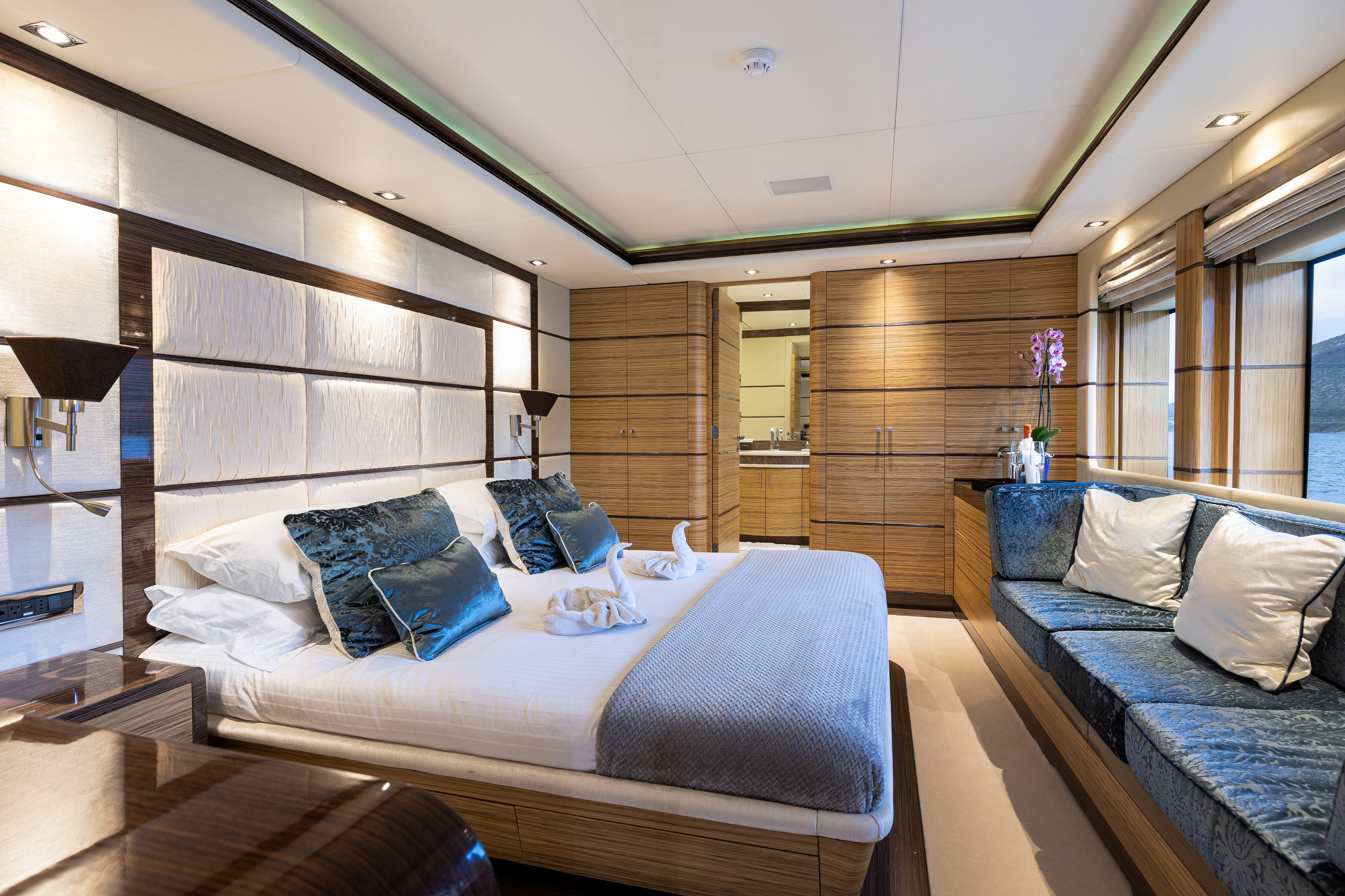 mykonosvillas july32 july 32 mykonos villas βίλα μύκονος private jet private helicopter yatchs yatch netwise luxury premium platinum villas and more