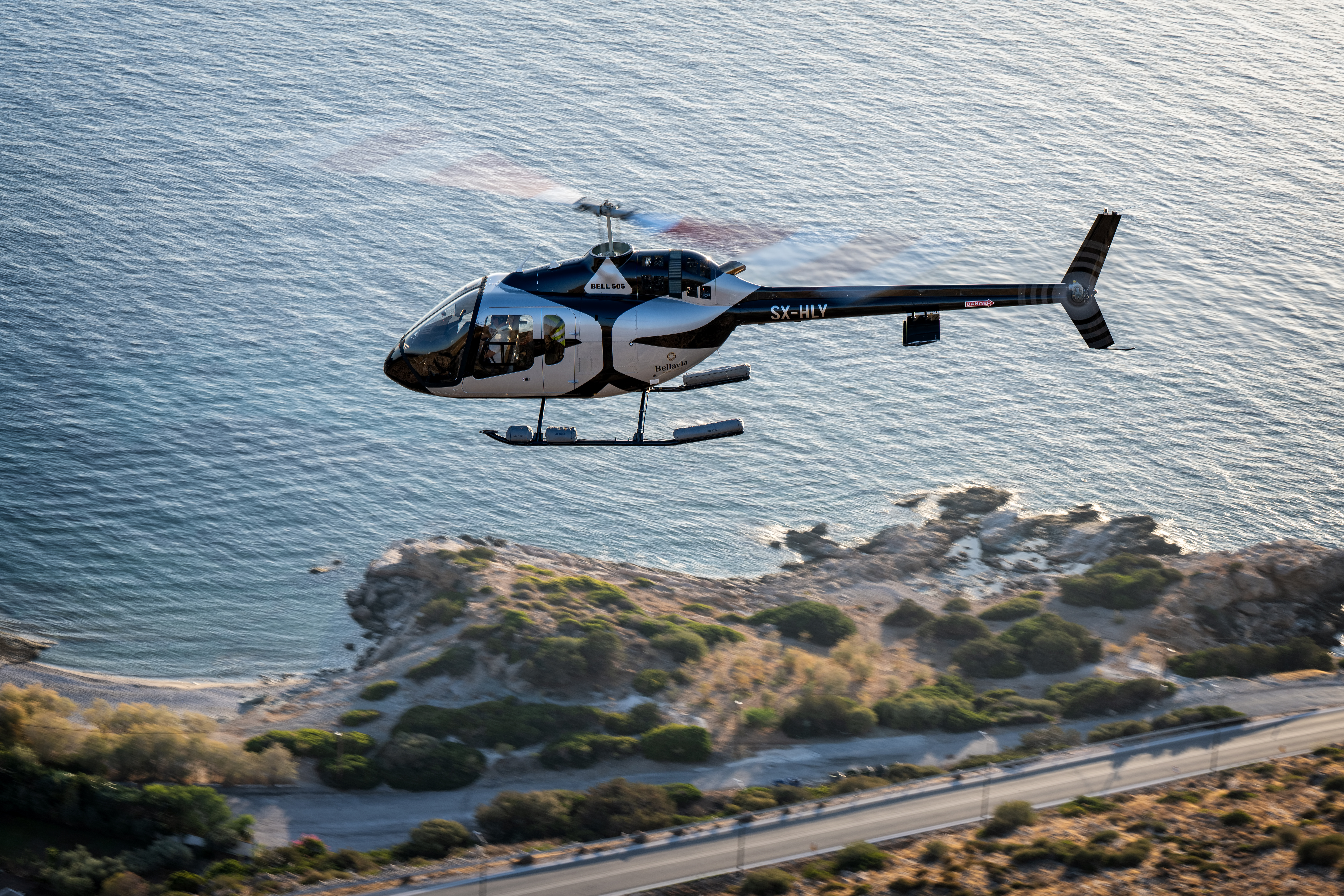 mykonosvillas july32 july 32 mykonos villas βίλα μύκονος private jet private helicopter yatchs yatch netwise luxury premium platinum villas and more