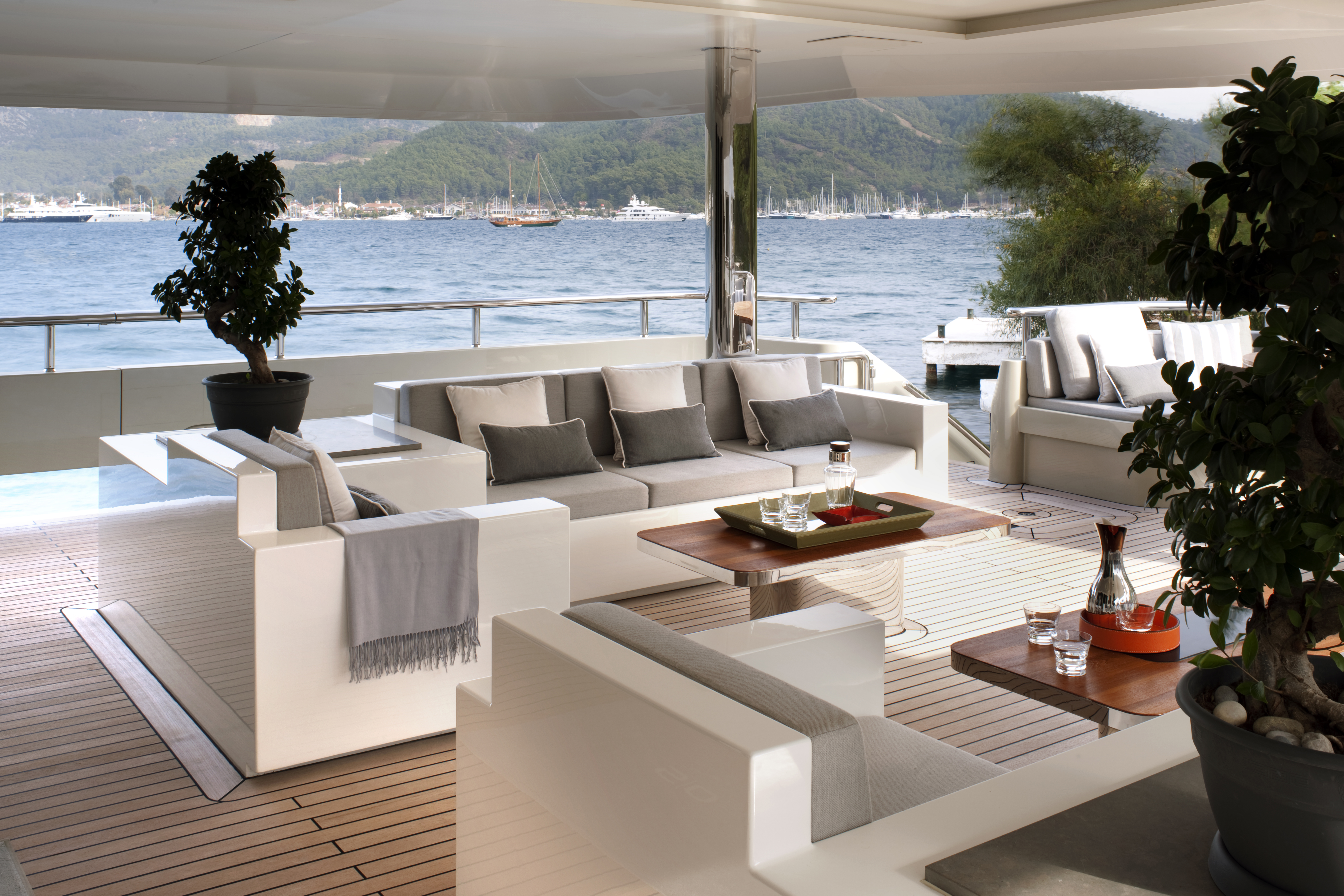 mykonosvillas july32 july 32 mykonos villas βίλα μύκονος private jet private helicopter yatchs yatch netwise luxury premium platinum villas and more