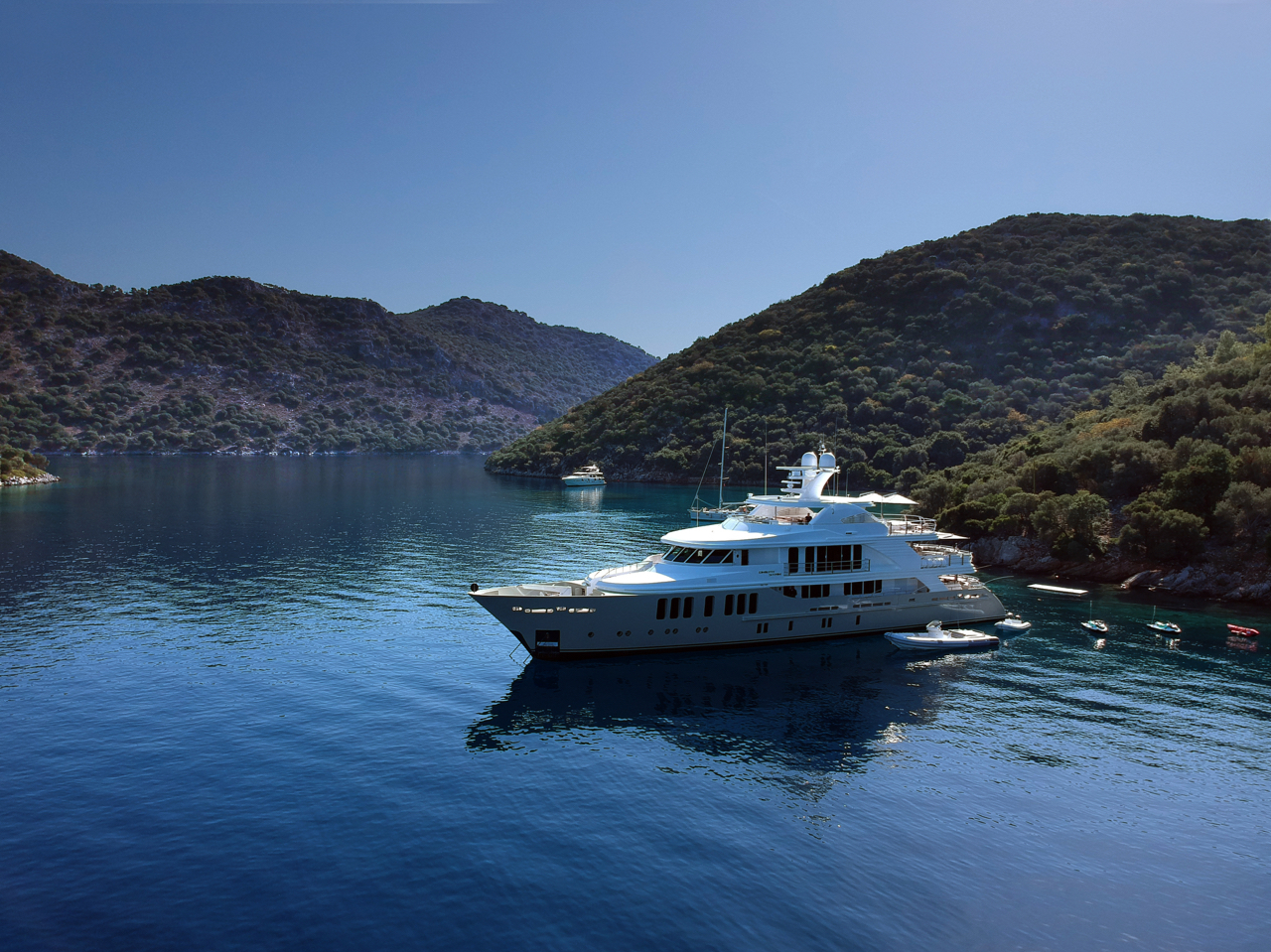 mykonosvillas july32 july 32 mykonos villas βίλα μύκονος private jet private helicopter yatchs yatch netwise luxury premium platinum villas and more