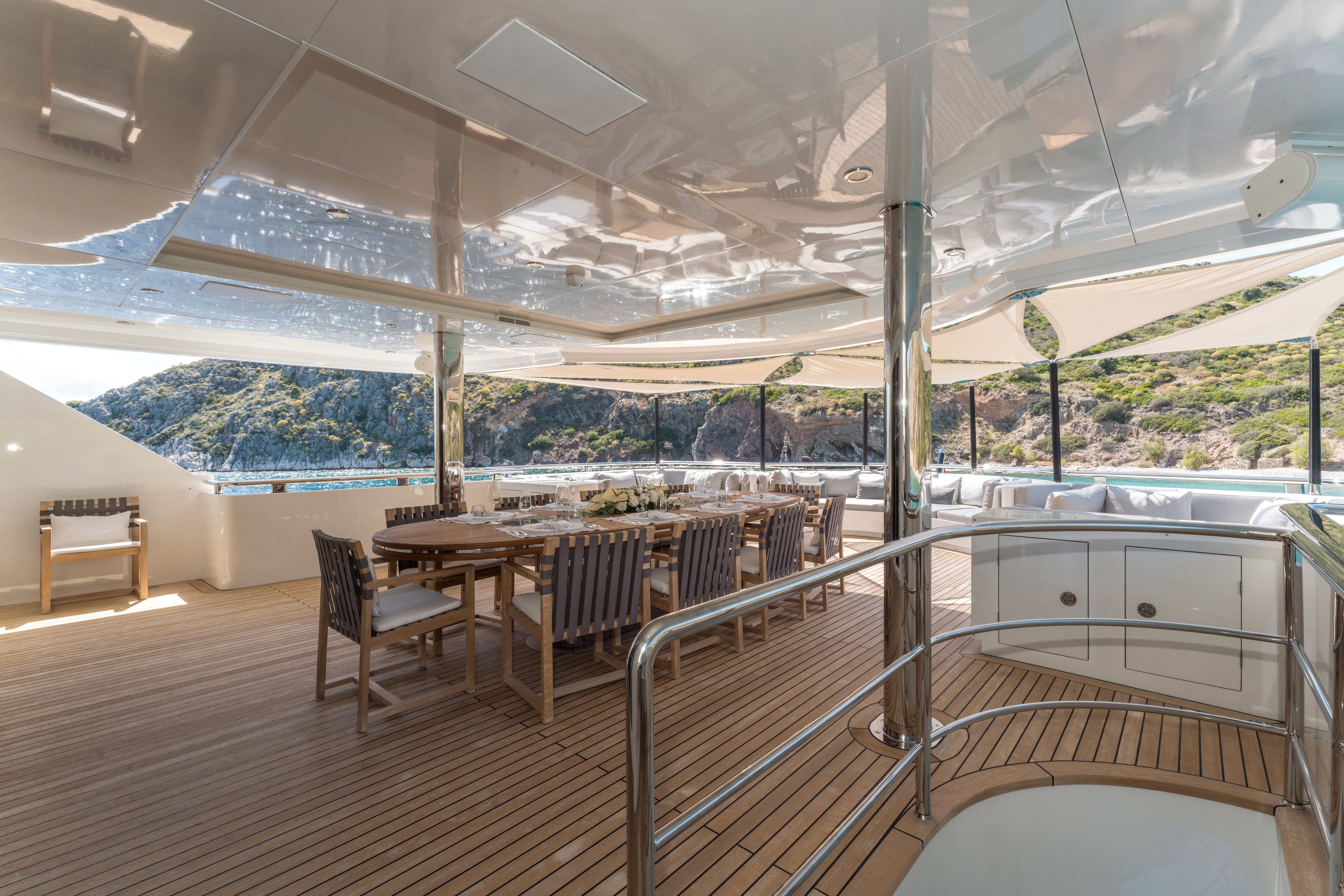 mykonosvillas july32 july 32 mykonos villas βίλα μύκονος private jet private helicopter yatchs yatch netwise luxury premium platinum villas and more