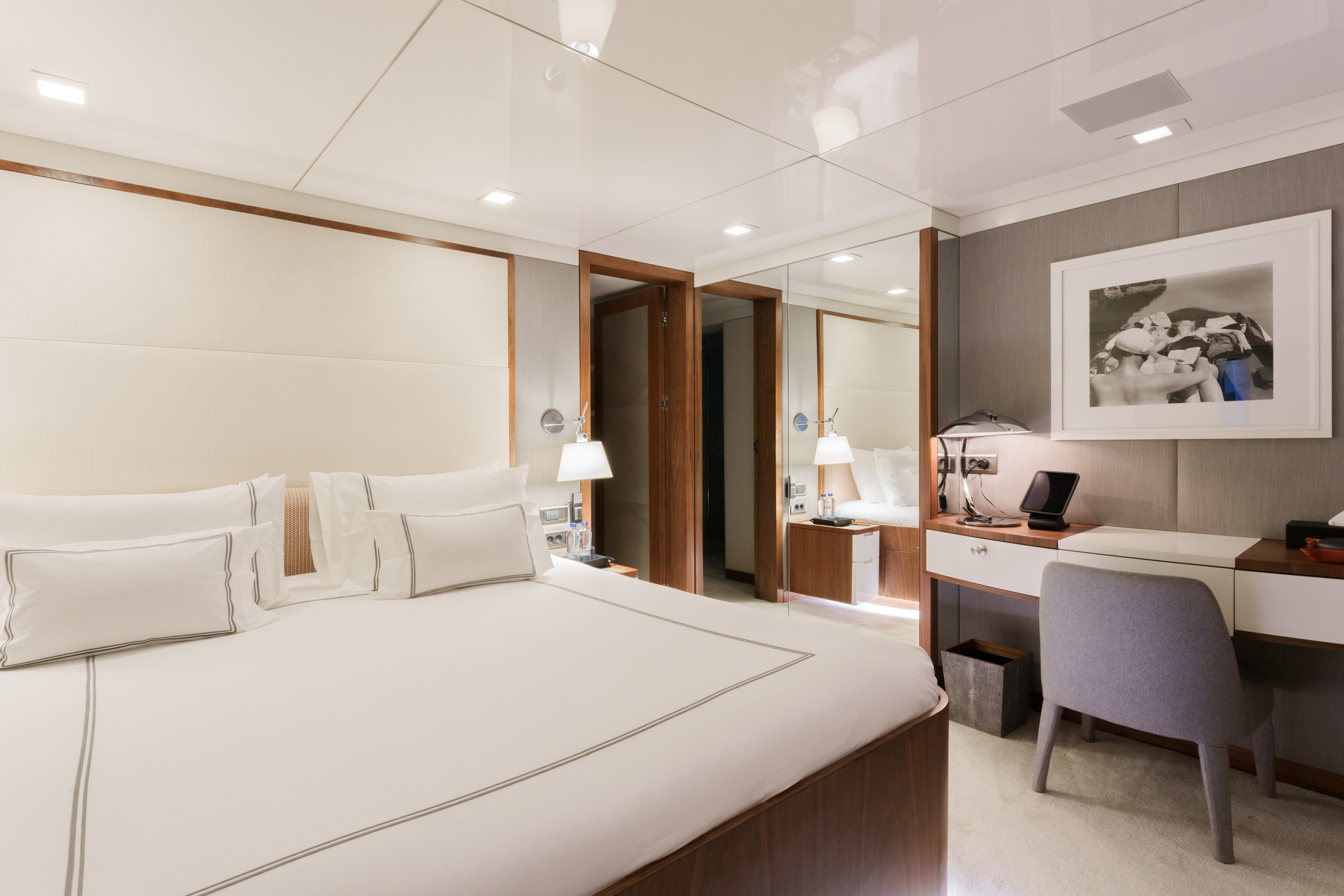 mykonosvillas july32 july 32 mykonos villas βίλα μύκονος private jet private helicopter yatchs yatch netwise luxury premium platinum villas and more