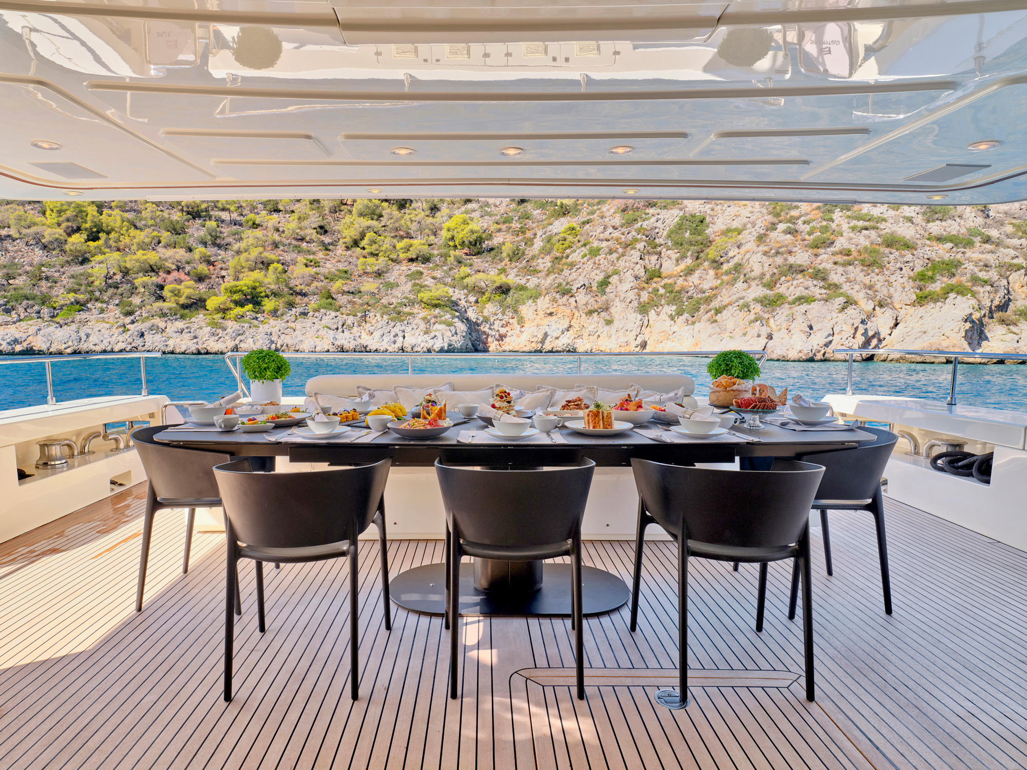 mykonosvillas july32 july 32 mykonos villas βίλα μύκονος private jet private helicopter yatchs yatch netwise luxury premium platinum villas and more