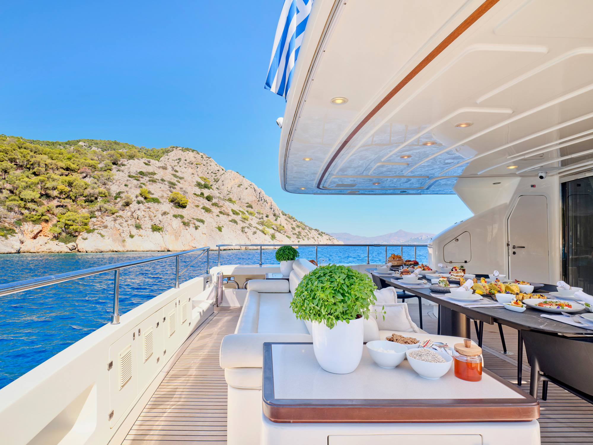 mykonosvillas july32 july 32 mykonos villas βίλα μύκονος private jet private helicopter yatchs yatch netwise luxury premium platinum villas and more