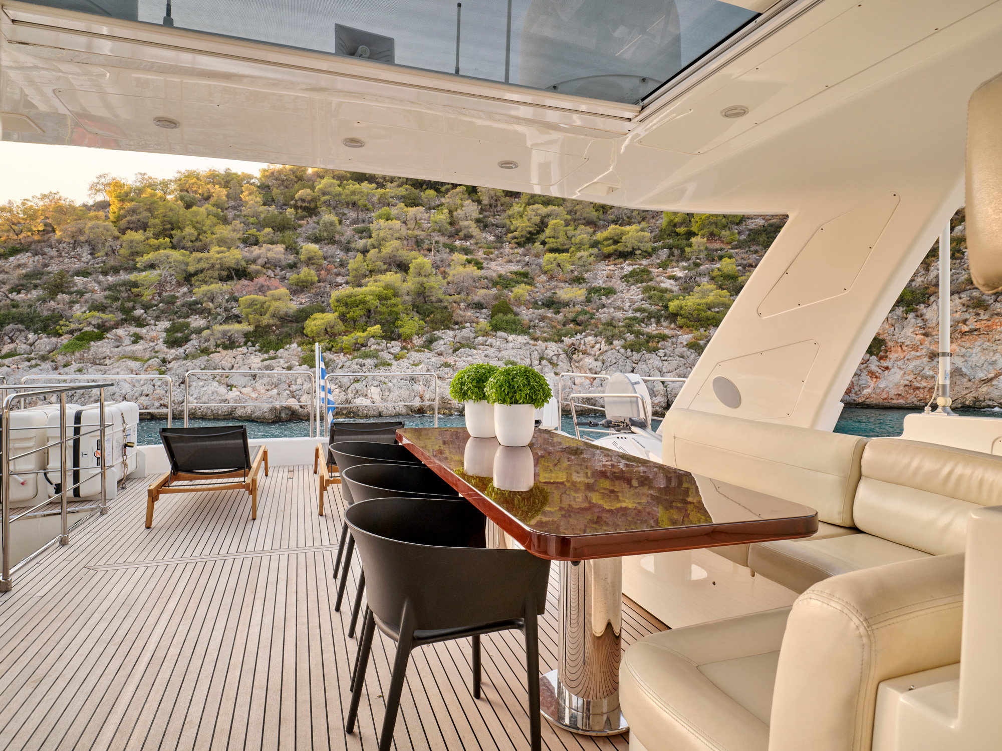 mykonosvillas july32 july 32 mykonos villas βίλα μύκονος private jet private helicopter yatchs yatch netwise luxury premium platinum villas and more