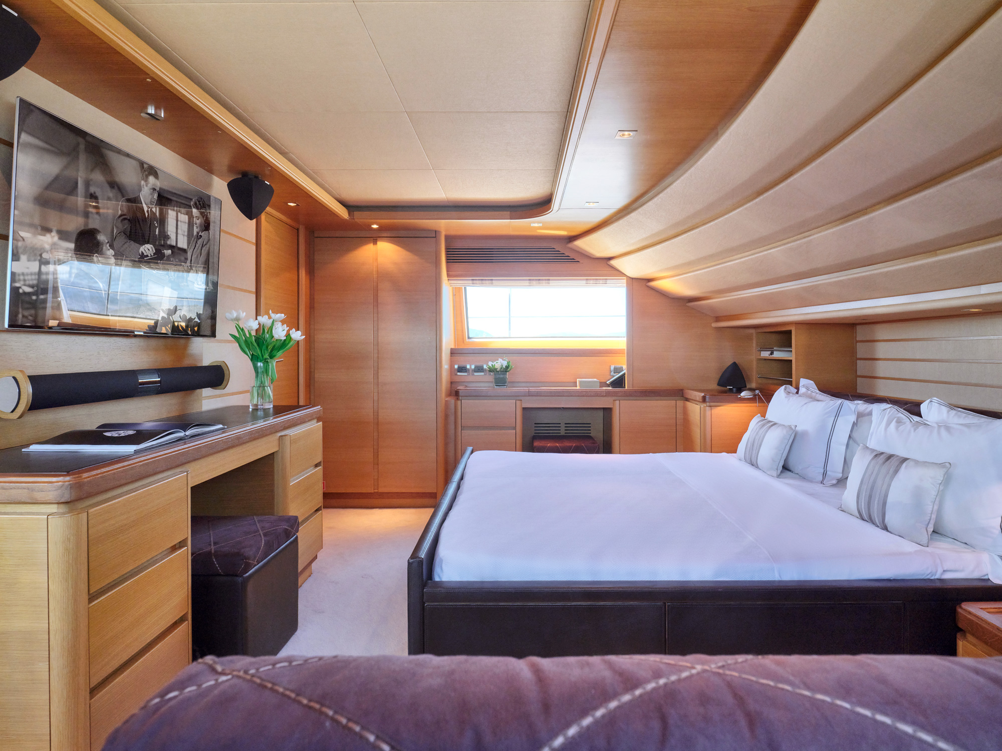 mykonosvillas july32 july 32 mykonos villas βίλα μύκονος private jet private helicopter yatchs yatch netwise luxury premium platinum villas and more