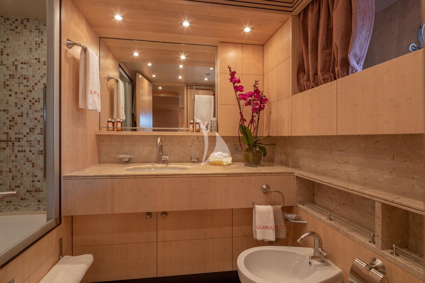 mykonosvillas july32 july 32 mykonos villas βίλα μύκονος private jet private helicopter yatchs yatch netwise luxury premium platinum villas and more
