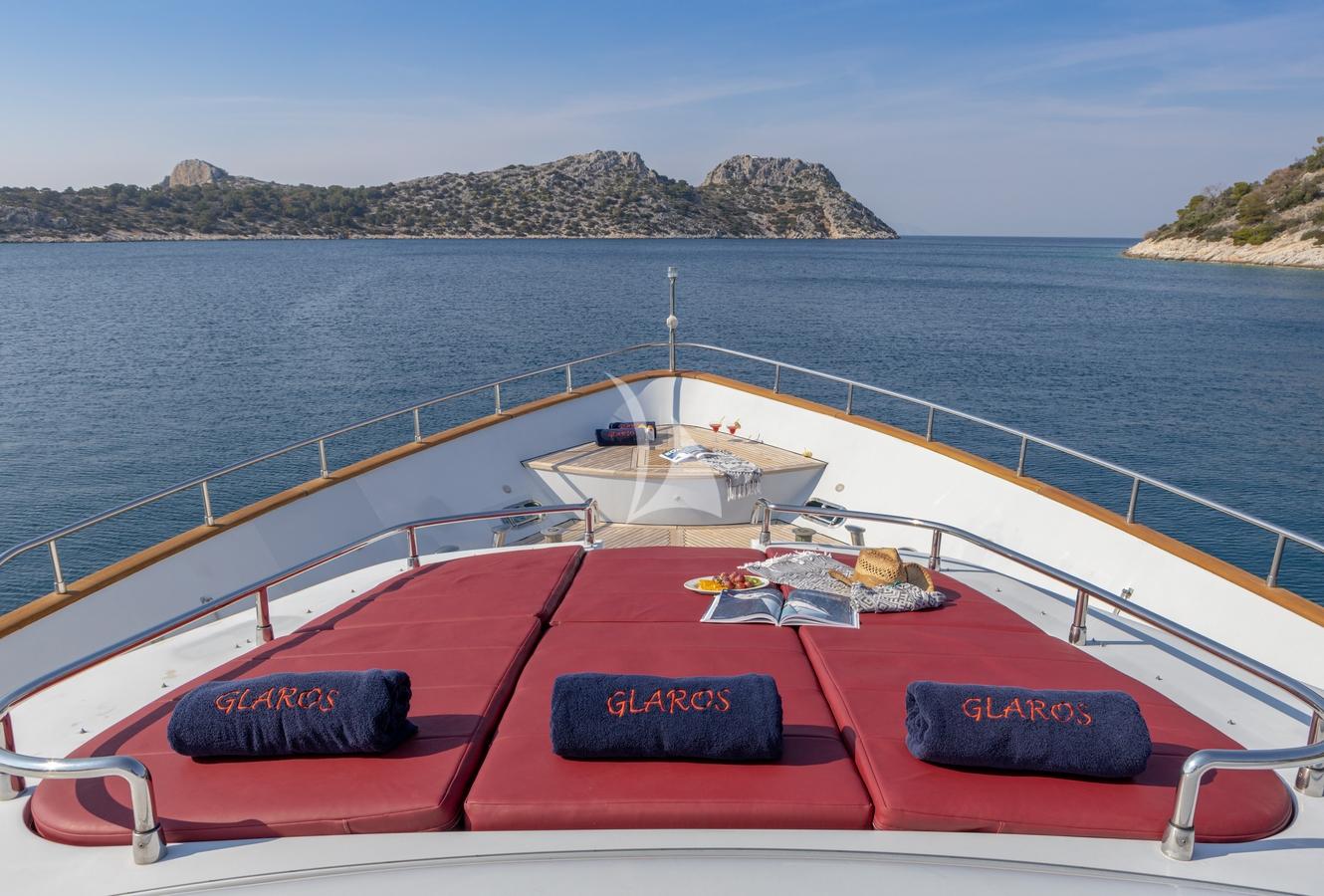 mykonosvillas july32 july 32 mykonos villas βίλα μύκονος private jet private helicopter yatchs yatch netwise luxury premium platinum villas and more