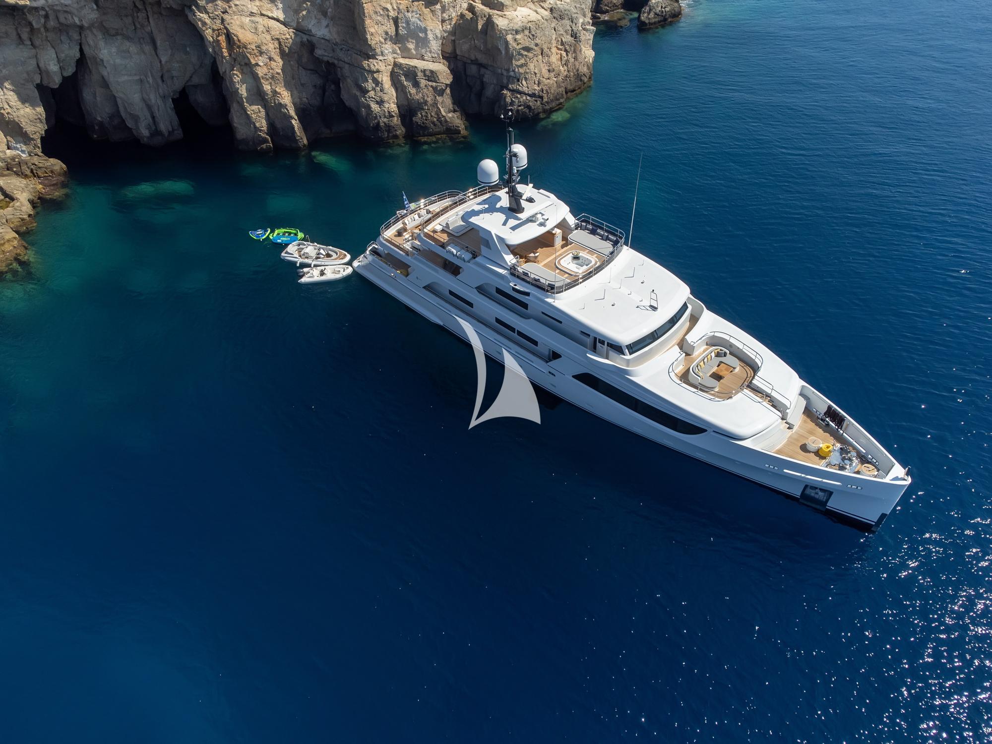 mykonosvillas july32 july 32 mykonos villas βίλα μύκονος private jet private helicopter yatchs yatch netwise luxury premium platinum villas and more