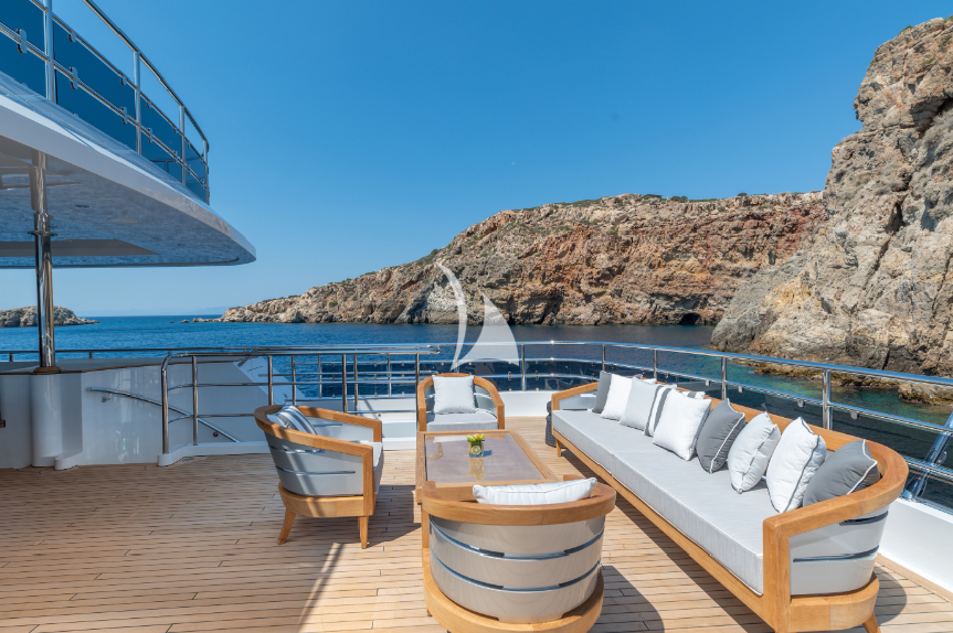 mykonosvillas july32 july 32 mykonos villas βίλα μύκονος private jet private helicopter yatchs yatch netwise luxury premium platinum villas and more