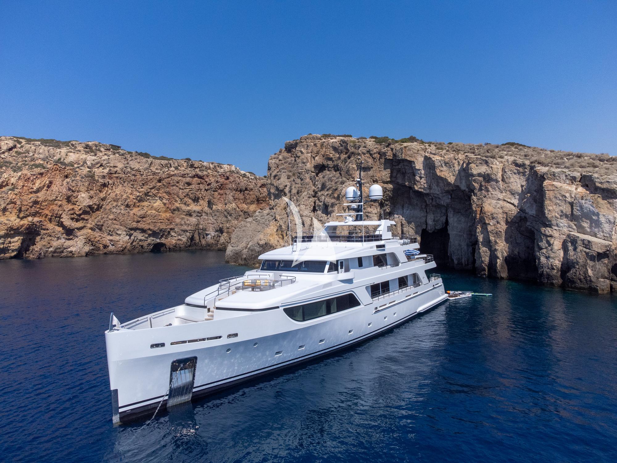 mykonosvillas july32 july 32 mykonos villas βίλα μύκονος private jet private helicopter yatchs yatch netwise luxury premium platinum villas and more