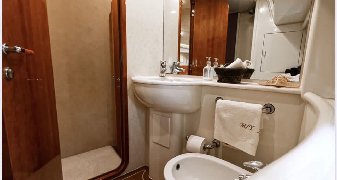 mykonosvillas july32 july 32 mykonos villas βίλα μύκονος private jet private helicopter yatchs yatch netwise luxury premium platinum villas and more