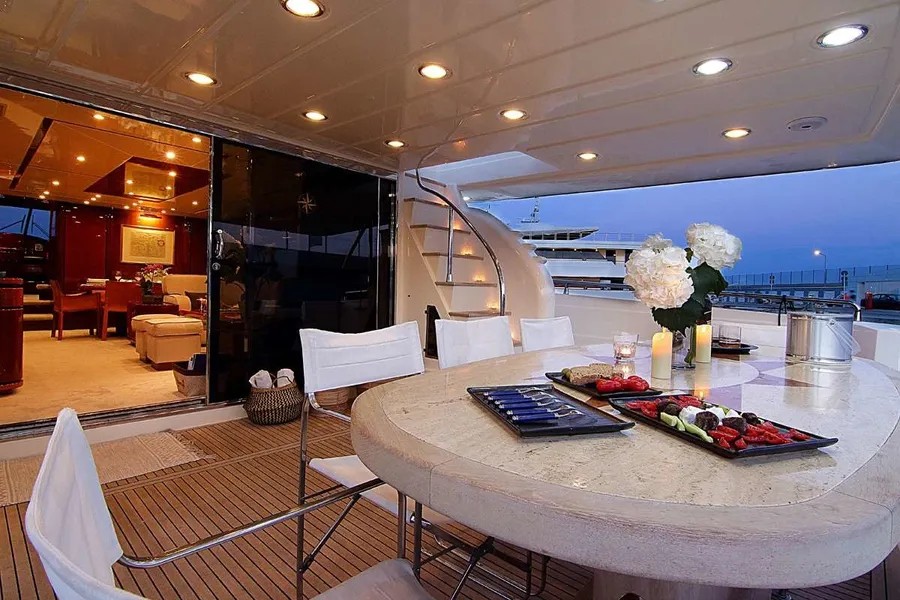 mykonosvillas july32 july 32 mykonos villas βίλα μύκονος private jet private helicopter yatchs yatch netwise luxury premium platinum villas and more