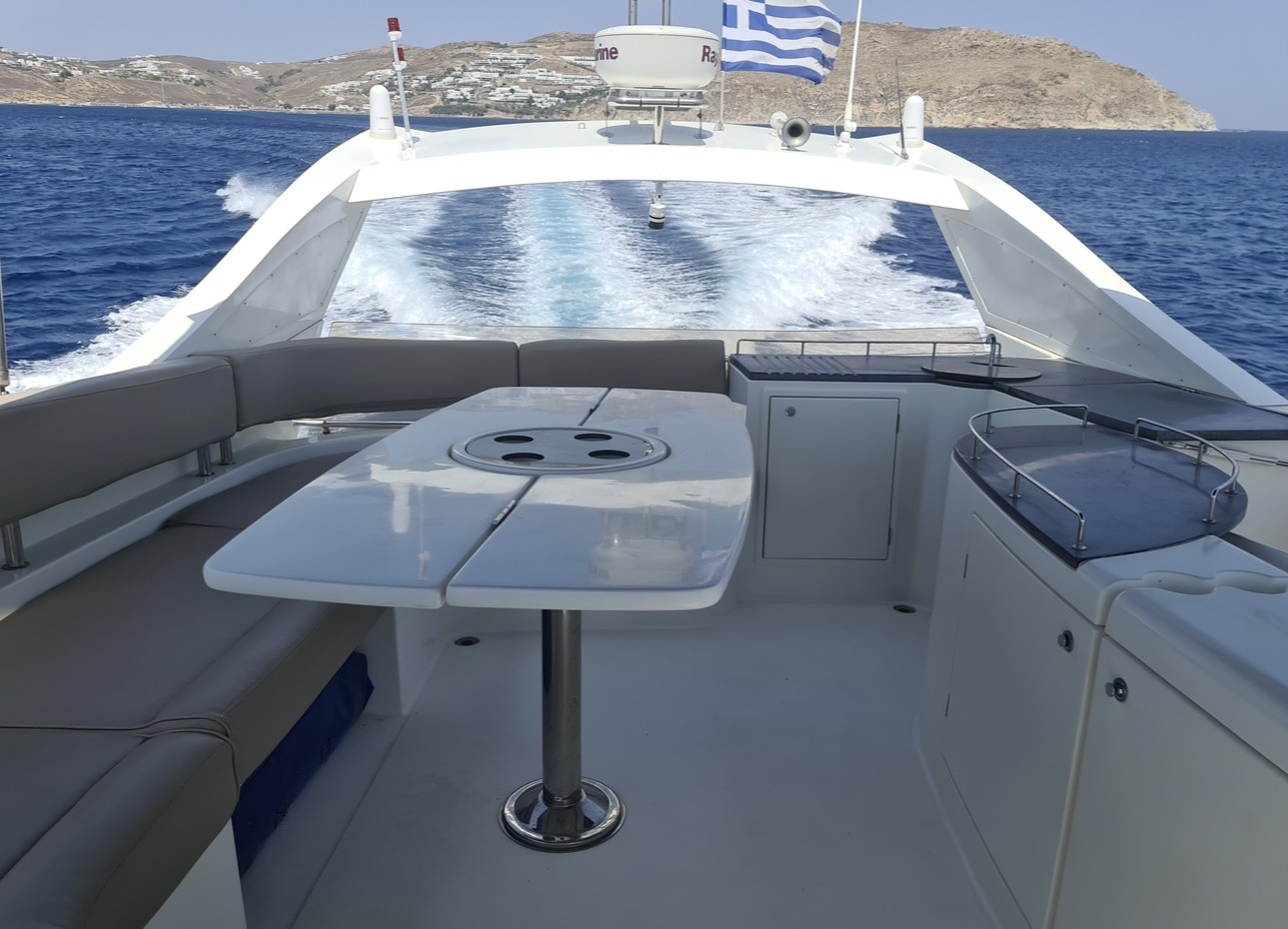 mykonosvillas july32 july 32 mykonos villas βίλα μύκονος private jet private helicopter yatchs yatch netwise luxury premium platinum villas and more