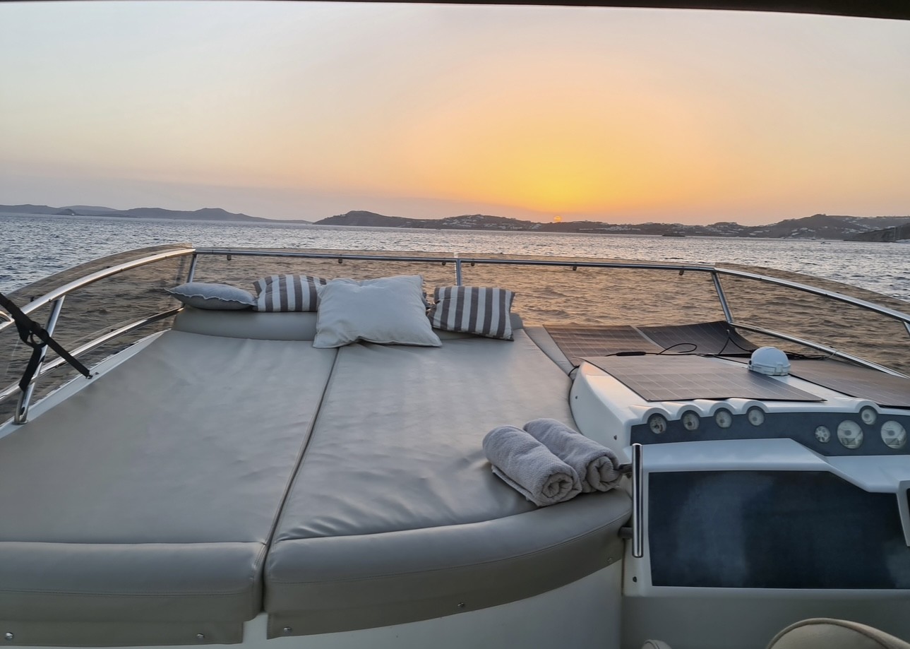 mykonosvillas july32 july 32 mykonos villas βίλα μύκονος private jet private helicopter yatchs yatch netwise luxury premium platinum villas and more